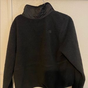 Black North Face zip up Sherpa jacket XL women’s